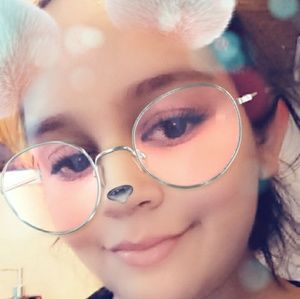 Meet your Posher, Lesley